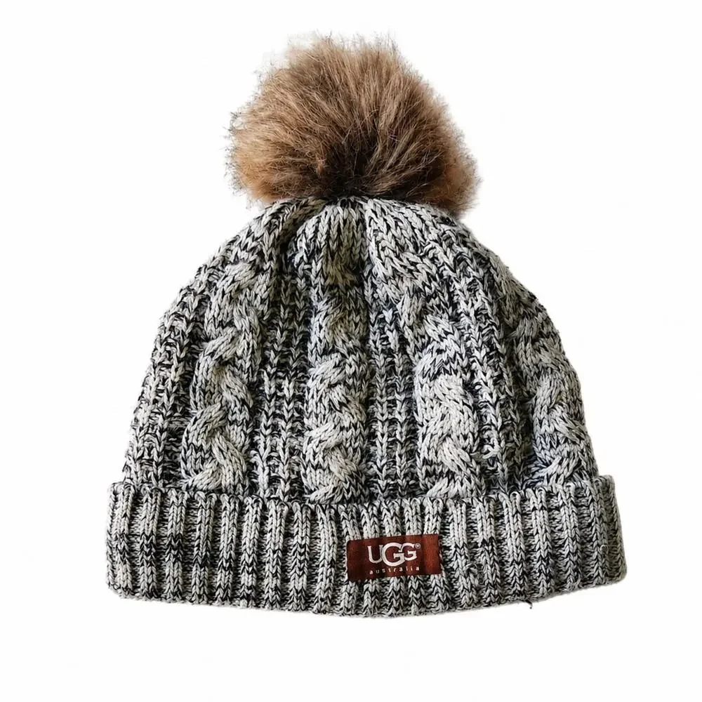 UGG Australia Cable Knit Beanie W Pom Pom Full Sherpa Lined Ski Hat Cabin Core